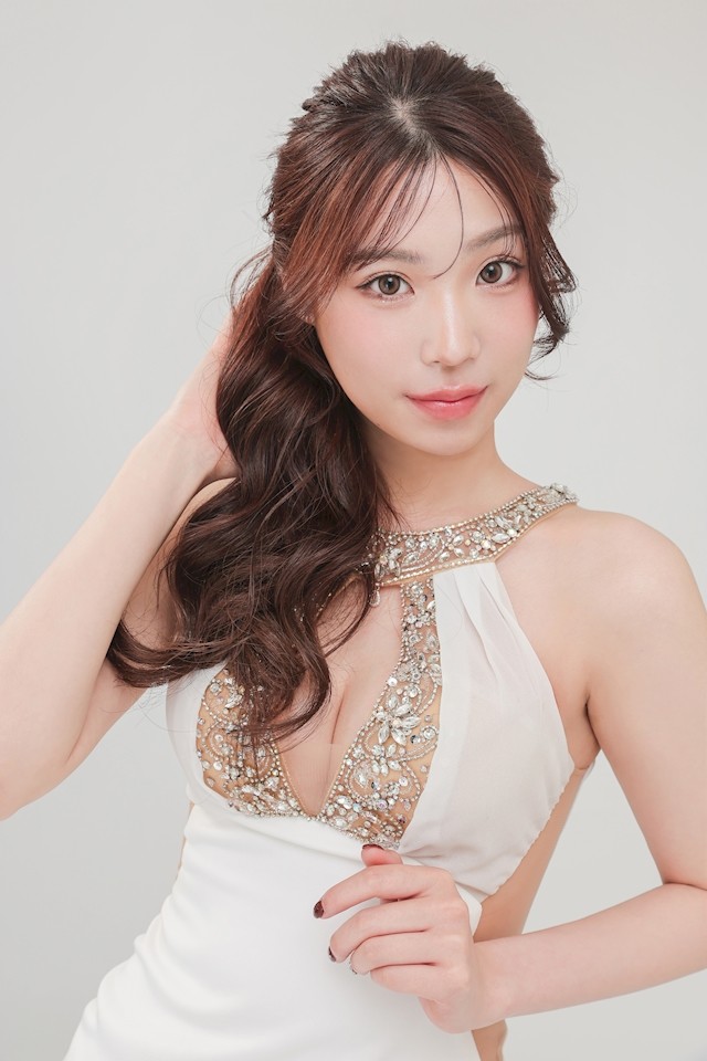 白乃 菜月プロフィール写真2